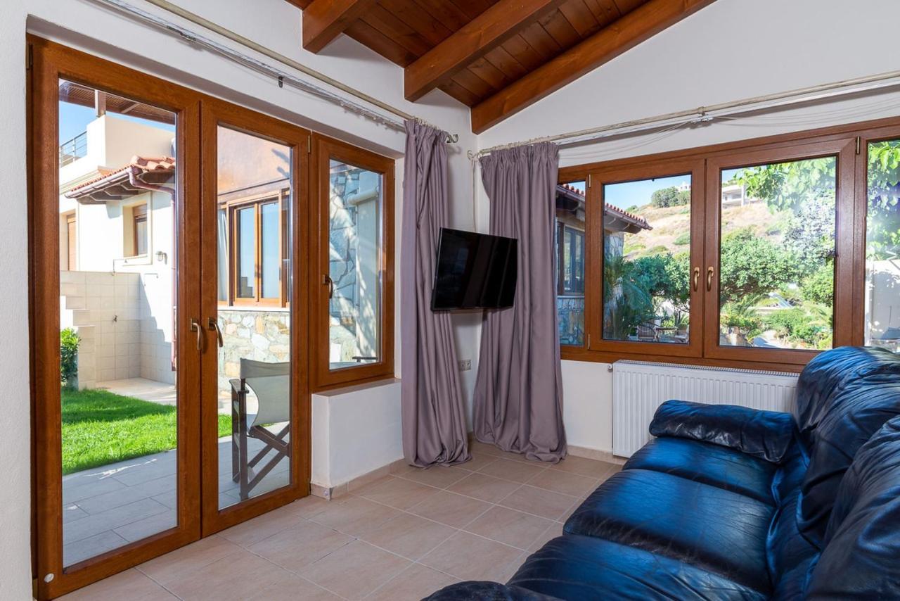 Vitamin Sea Luxury Villas Agia Pelagia Екстериор снимка